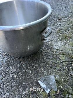 20 Quart Stainless Steel Mixing Pot 205-1000