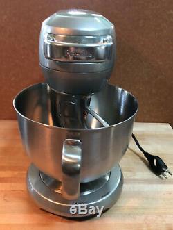 BREVILLE Bakery Chef 5 quart stand mixer with stainless steel bowl & attachments