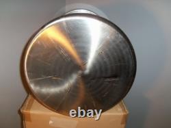 Bayou Classic 1044 Stainless Steel Bayou Boiler 44 Quart Stockpot with Vented Lid