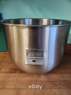 Blakeslee 20 Quart / 20 Qt. Stainless Steel Commercial Mixing Bowl EUC