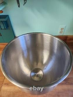 Blakeslee 20 Quart / 20 Qt. Stainless Steel Commercial Mixing Bowl EUC