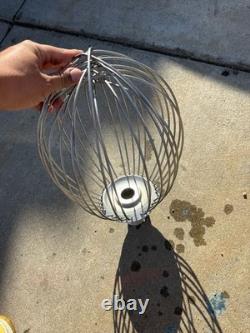 Globe SP30 30 Quart Stainless Steel Wire Whip Mixer Attachment