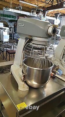 Hobart HL200 20 Quart Commercial Mixer with Bowl And Whip Attachment- Smooth