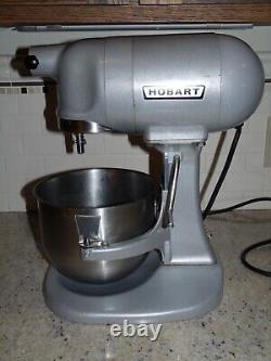 Hobart N50 5 Quart 3 Speed Commercial Bakery Mixer Stainless Steel Bowl Whip