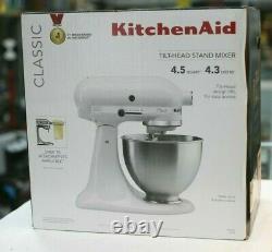 Kitchen Aid K45SSWH White 4.5-Quart Tilt-Head Stand Mixer KitchenAid