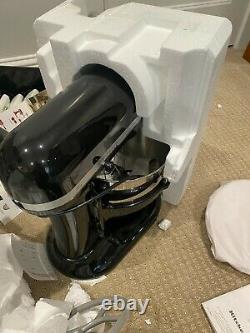 Kitchen Aid PRO 600 Series 6 Quart Bowl Lift Stand Mixer In Onyx Black