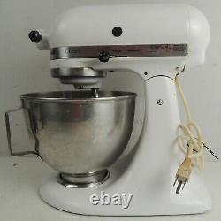 KitchenAid CLASSIC 4.5 Quart Tilt-Head Stand Mixer 300 Watts (K45WSSWH) White