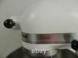 KitchenAid CLASSIC 4.5 Quart Tilt-Head Stand Mixer 300 Watts (K45WSSWH) White