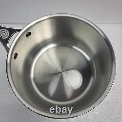 Le Creuset Stainless Steel 3 Quart Sauce Pan with Lid N22006, New