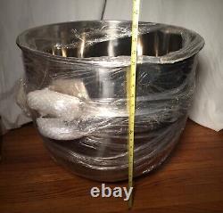 Used once Stainless Steel 80 Quart Mixer Bowl (21.5 diameter)