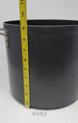 Vollrath 10 quart pot with lid 50381