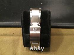 Authentic Mens Rolex Modèle 17000 Oyster Quartz Datejust Stainless Watch