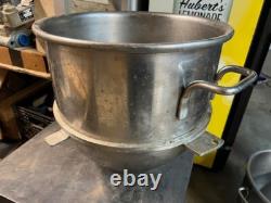Bol à mélanger en acier inoxydable Hobart VMLHP30 de 30 QT (quart) authentique