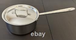 Casserole All-Clad en acier inoxydable triply de 3 pintes avec bord et couvercle