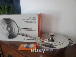 Casserole Le Creuset en acier inoxydable tri-couche antiadhésive, 3,5 quart Nouveau