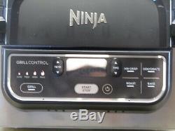 Ninja Foodi 5-en-1 Grill Intérieur Avec Le 4-quart Air Fryer Ig301a